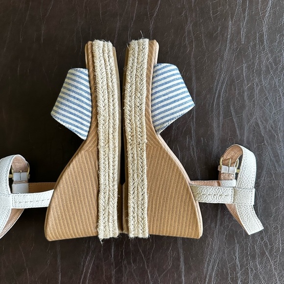 Sperry Womens Fairwater Plush Wave Espadrilles Sandals Ivory Stripe size 8. - Picture 7 of 10